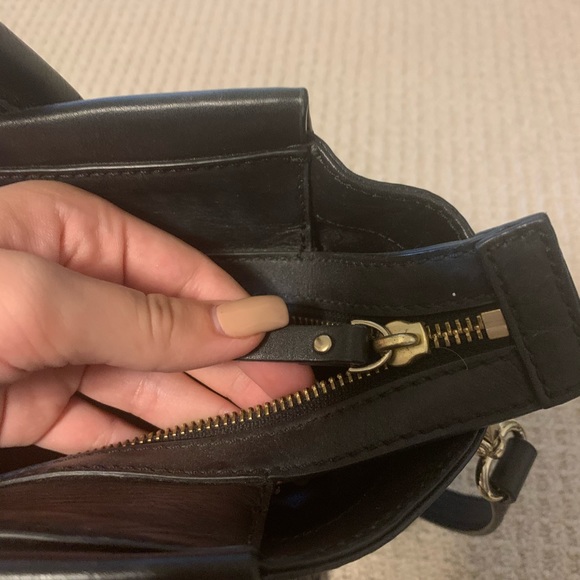 Kate Spade ♠️ Beautiful Purse! - Picture 6 of 12